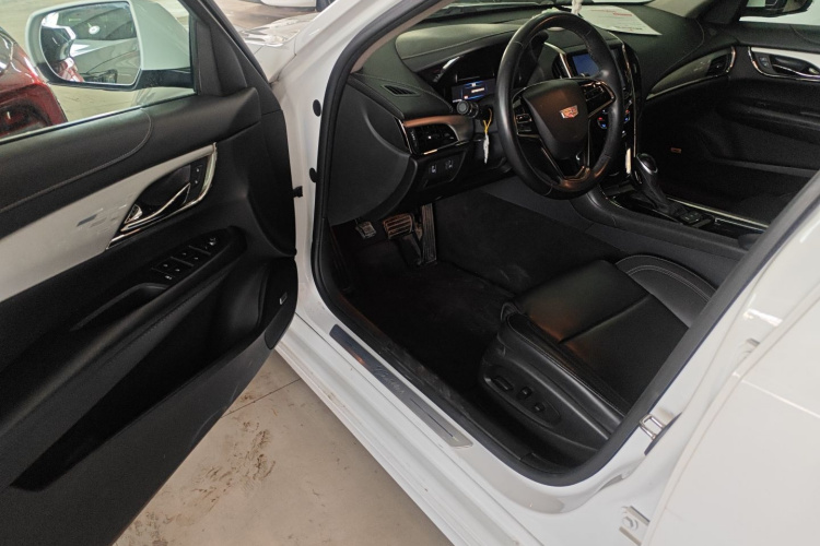 凯迪拉克ATS-L 2017款 28T 时尚型中控内饰20