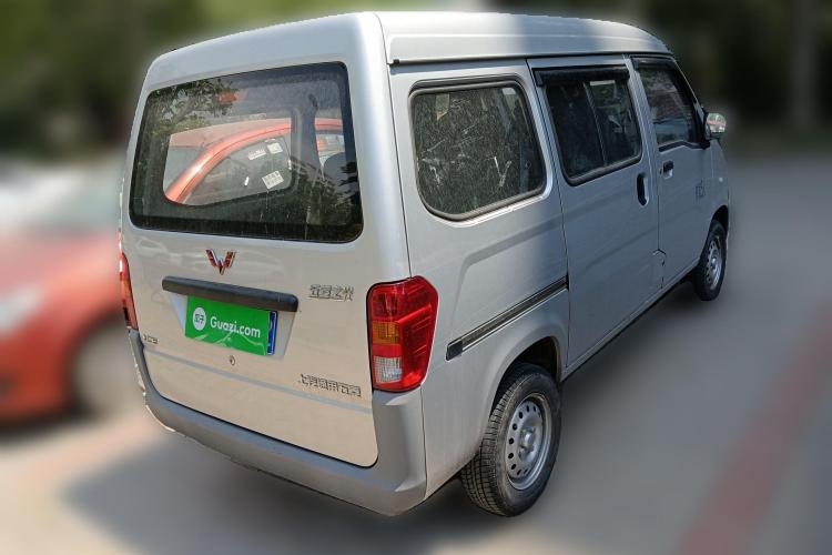 五菱汽车 五菱之光 2020款 1.2L 实用型 国VI LSI车身外观6005