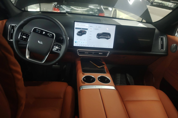 理想汽车 理想L7 2023款 Pro中控内饰7002
