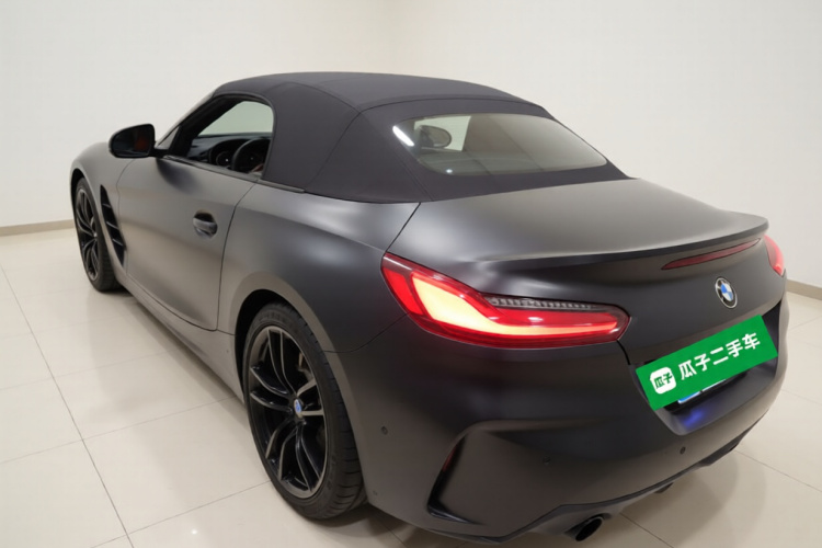 宝马Z4 2022款 sDrive 25i M运动曜夜套装车身外观5