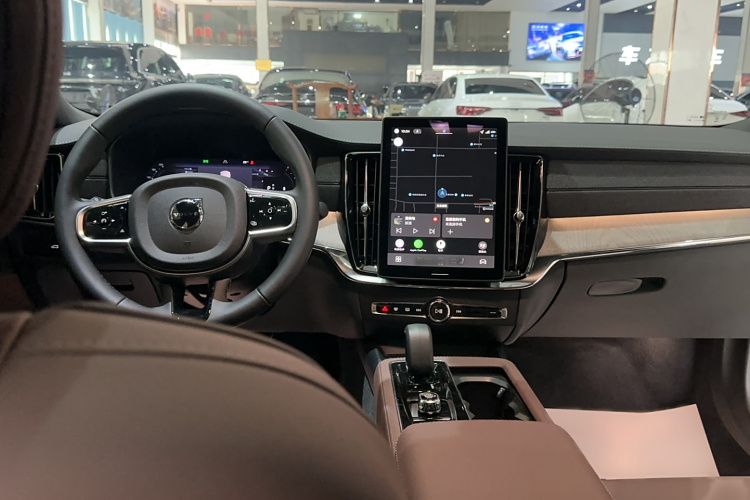 沃尔沃S90 2026款 B5 智逸豪华版中控内饰7003
