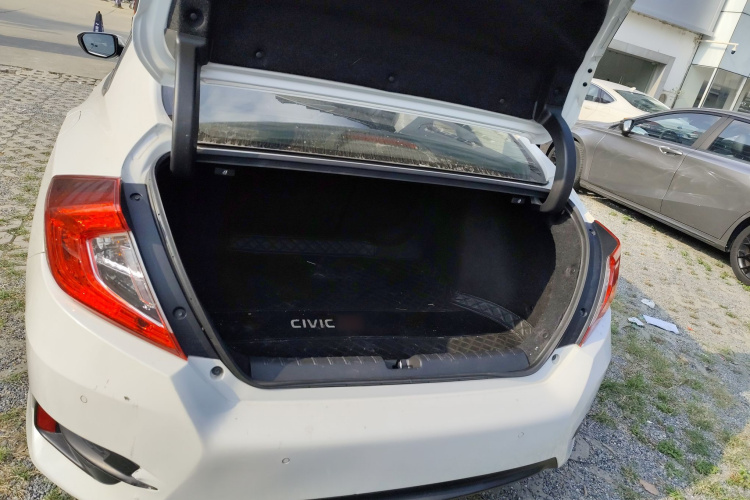 本田 思域 2019款 220TURBO CVT劲动版 国VI局部细节23