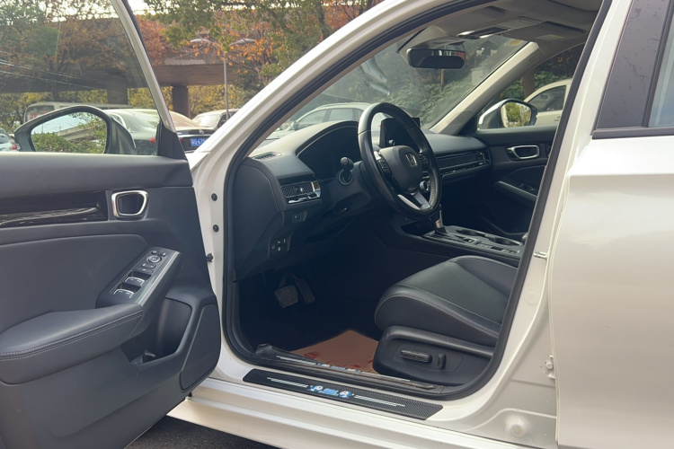 本田 思域 2022款 240TURBO CVT劲控版中控内饰7001