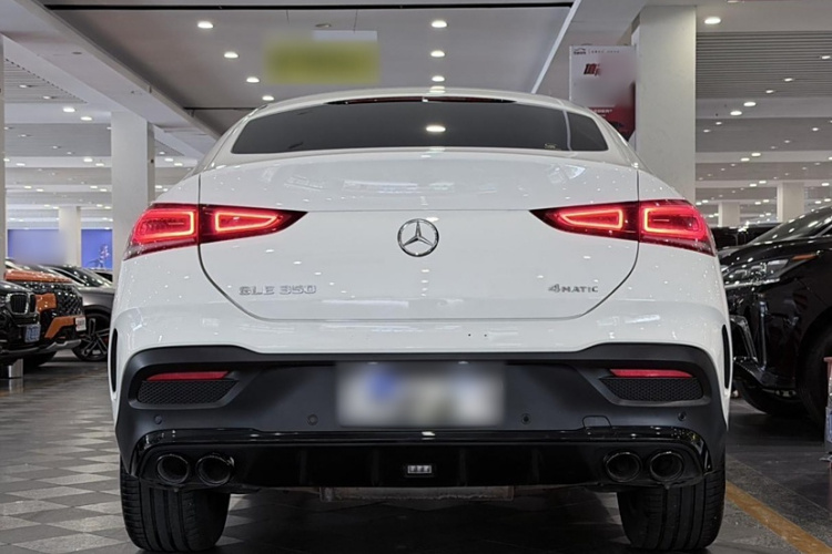 奔驰GLE轿跑 2020款 GLE 350 4MATIC 轿跑SUV 豪华型车身外观6006