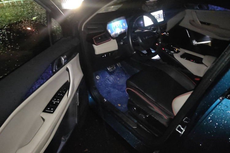 领克06 2020款 1.5T 耀Halo中控内饰20