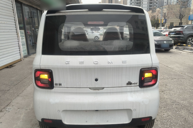 吉利银河 熊猫 2025款 210km 元气熊车身外观6004