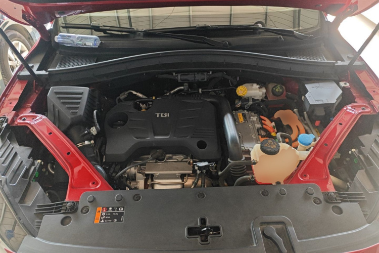 名爵HS新能源 2020款 eHS 1.5T e-Plus机舱底盘24