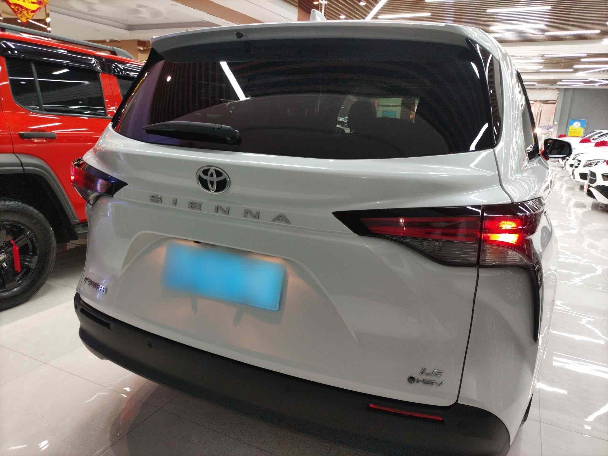 丰田 赛那SIENNA 2024款 2.5L混动 舒适版(4)