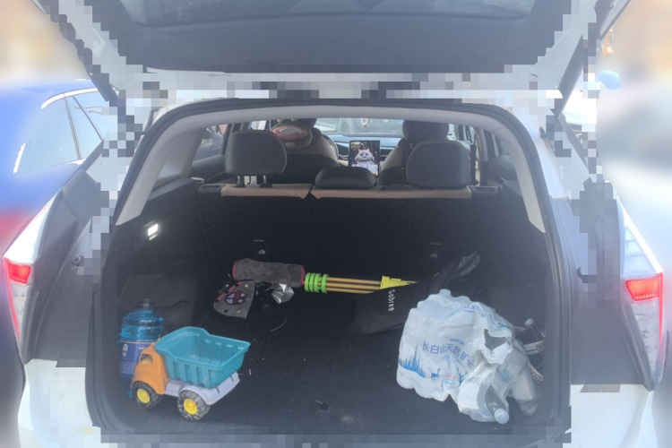 吉利汽车 博越L 2023款 1.5TD DCT尊贵型中控内饰23