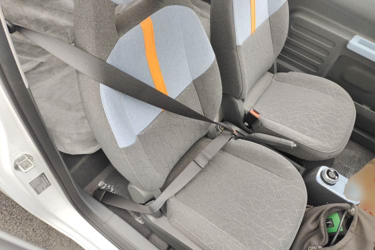 吉利银河 2024款 熊猫mini 200km 耐力熊局部细节41