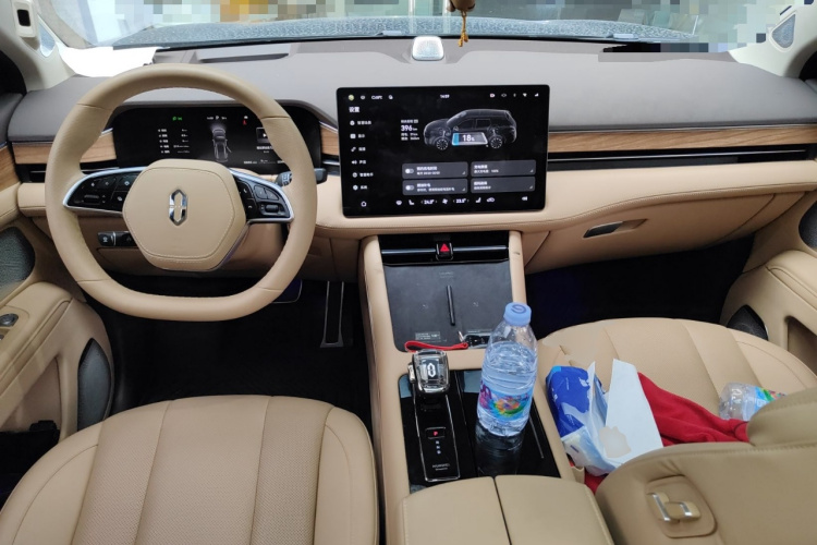 鸿蒙智行 问界M7 2024款 1.5T 智驾四驱Max版 5座中控内饰12