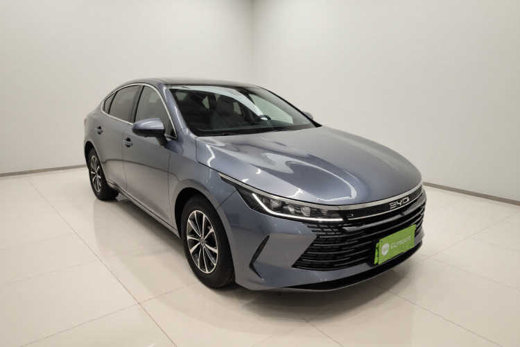 比亚迪 驱逐舰05 2024款 荣耀版 DM-i 55KM 豪华型车身外观3