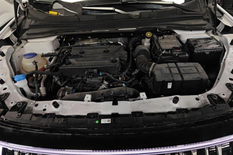 捷途X90 PRO 2024款 2.0T DCT尊贵版 5座机舱底盘24