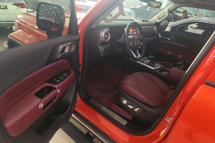 坦克300 2024款 2.0T 穿越者中控内饰20