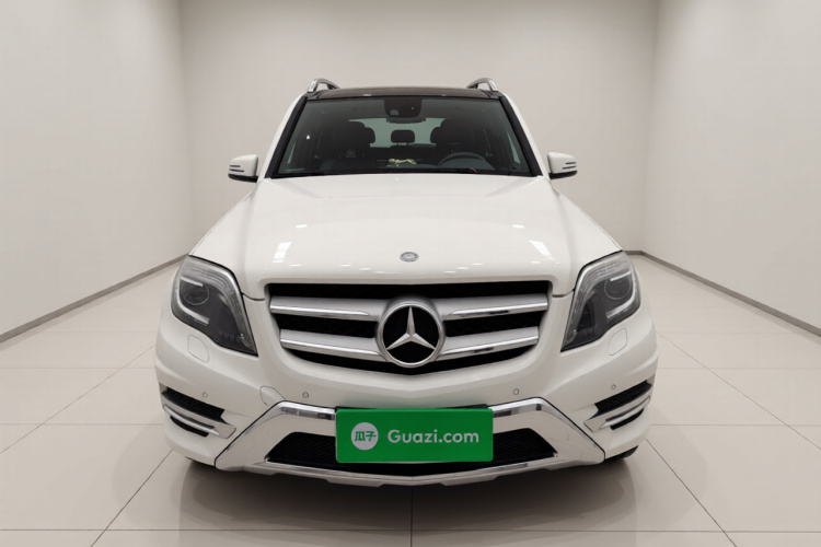 奔驰GLK级 2015款 GLK 260 4MATIC 时尚型 极致版车身外观2