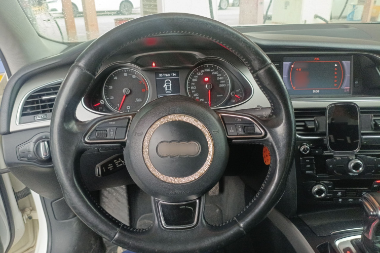 奥迪A4L 2015款 35 TFSI 自动标准型局部细节13