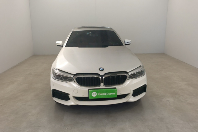 宝马5系 2020款 530Li xDrive M运动套装车身外观2