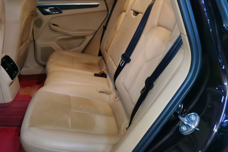 保时捷 2016款 Macan 2.0T中控内饰21