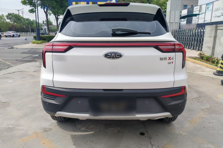 江汽集团 嘉悦X4 2020款 1.5T CVT超越型车身外观6007