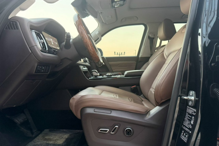 北京越野 北京BJ60 2022款 2.0T 周末版 五座中控内饰7006