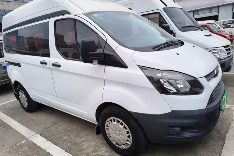 福特 全顺 2017款 2.0T柴油多功能商用车短轴中顶国V车身外观6002