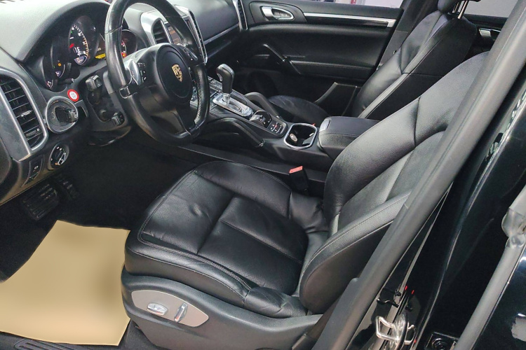 保时捷Cayenne（平行进口）局部细节19