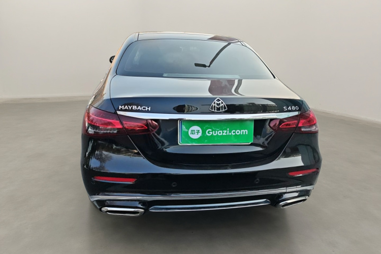 奔驰E级 2021款 E 300 L 时尚型车身外观6