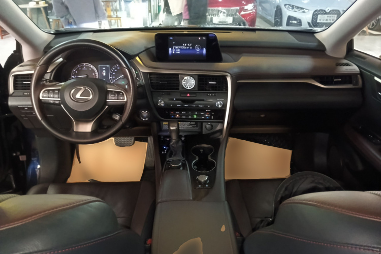 雷克萨斯RX 2016款 300 四驱典雅版 国V中控内饰12