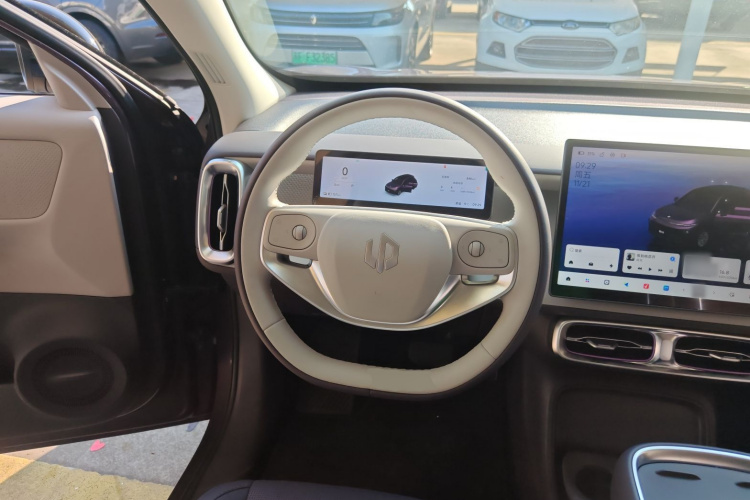 零跑汽车 零跑B10 2025款 510激光雷达版中控内饰13