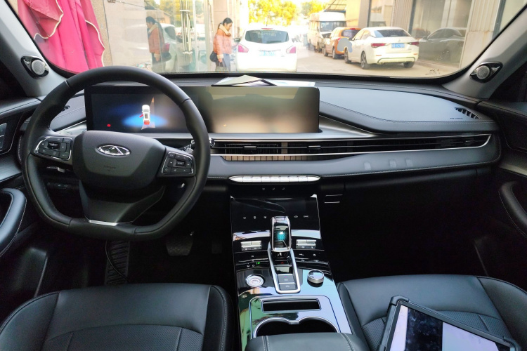 奇瑞 瑞虎8 PLUS 2022款 290TGDI DCT豪情版+中控内饰12