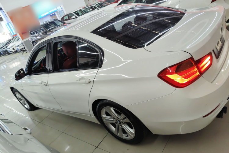 宝马3系 2014款 328i 运动设计套装车身外观6003