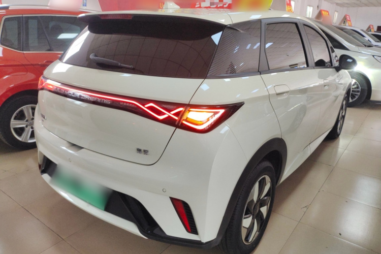 比亚迪 海豚 2025款 420km 时尚版车身外观7