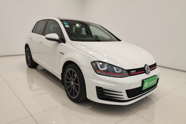 大众 高尔夫 2014款 1.4TSI 自动舒适型车身外观3