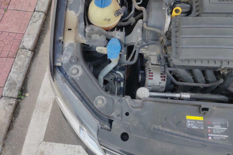 大众 朗逸 2017款 1.6L 自动舒适版局部细节9006