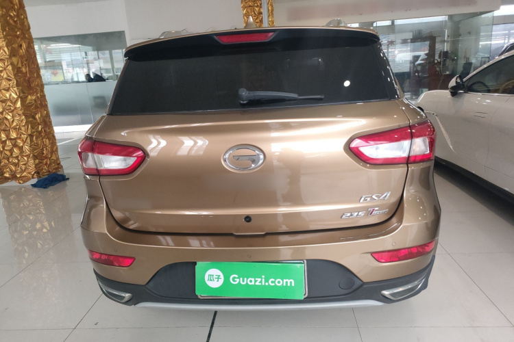 广汽传祺 传祺GS4 2016款 235T G-DCT豪华版车身外观6