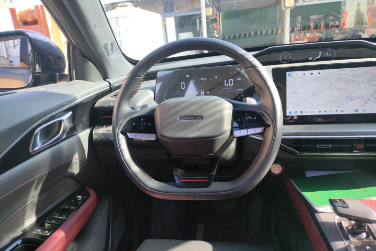 长安欧尚Z6 2023款 蓝鲸 2.0T 自动智行型中控内饰13