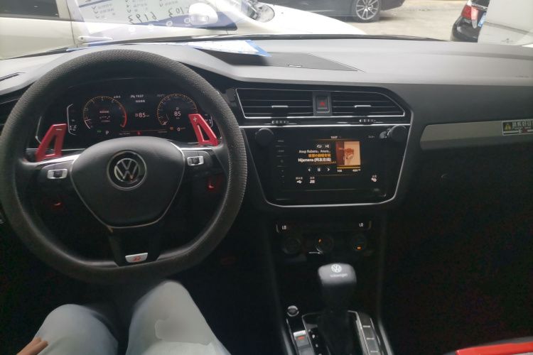 大众 途观L 2021款 330TSI 自动两驱智享版中控内饰7002