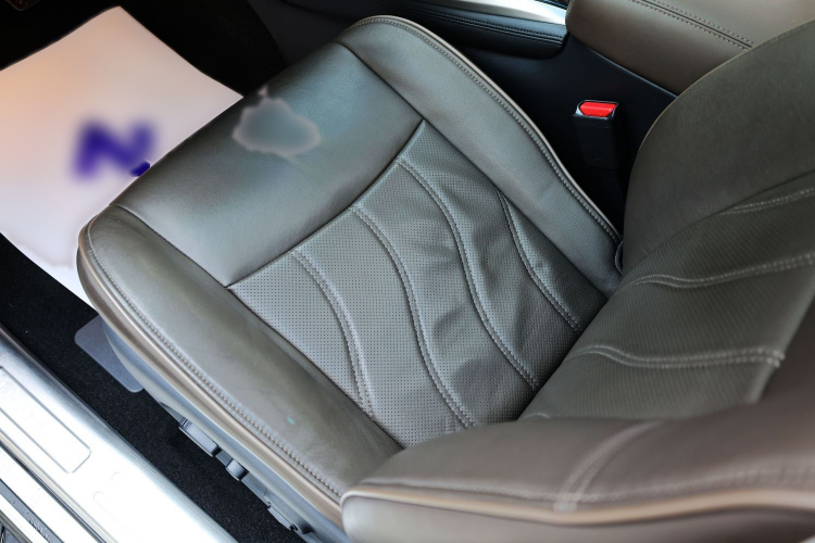 英菲尼迪QX60(进口) 2014款 2.5 S/C Hybrid 四驱全能版中控内饰7008