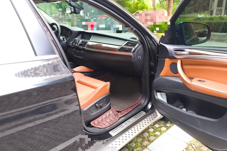 宝马X6 2011款 xDrive35i局部细节9005