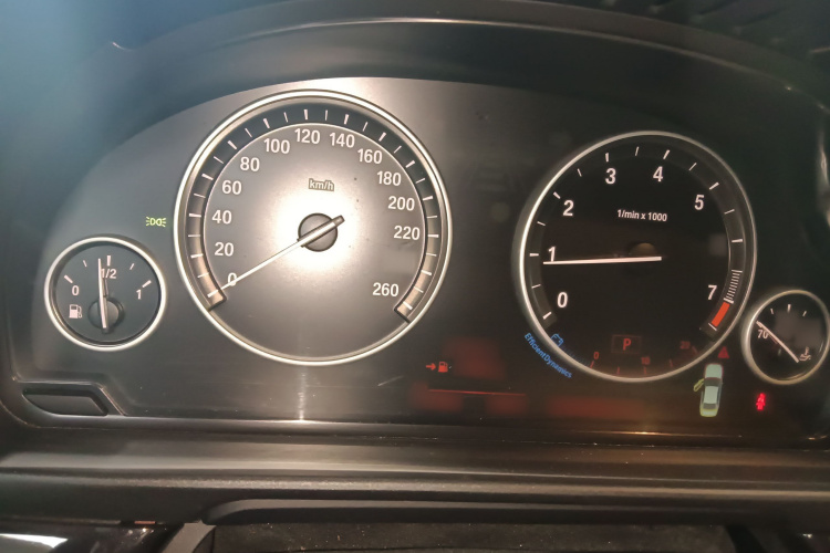 宝马5系 2014款 520Li 典雅型局部细节14