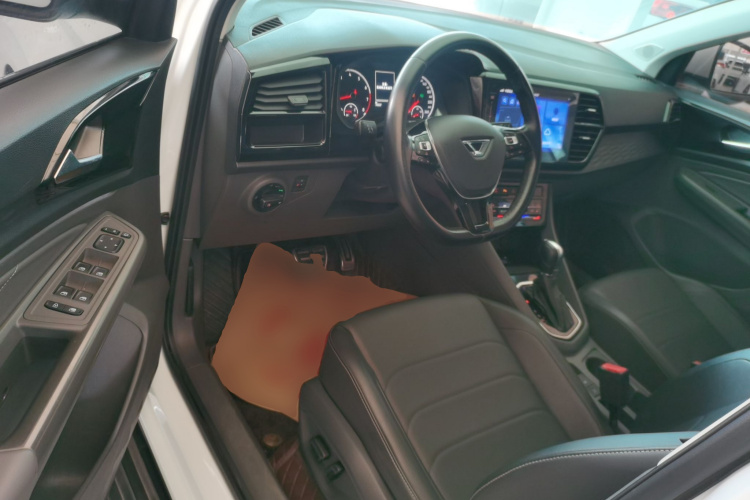 捷达VS7 2020款 1.4T 自动荣耀型中控内饰20