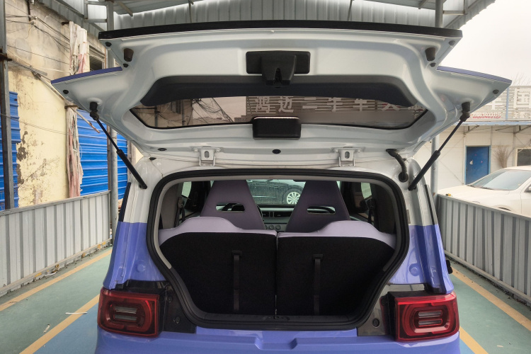 五菱汽车 宏光MINIEV 2022款 马卡龙缤纷款 三元锂机舱底盘23