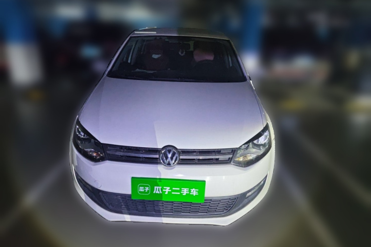 大众 Polo 2013款 1.6L 自动舒适版车身外观2