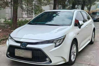 丰田 雷凌 2021款 双擎 1.8H E-CVT豪华版