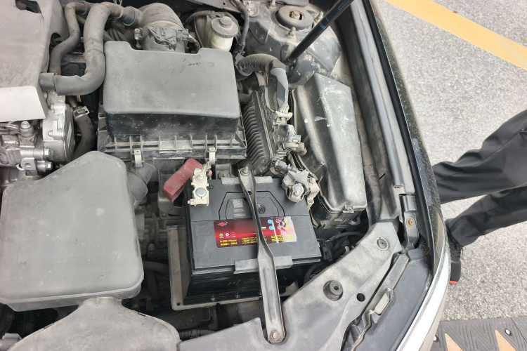 丰田 凯美瑞 2015款 2.0E 精英版局部细节9007