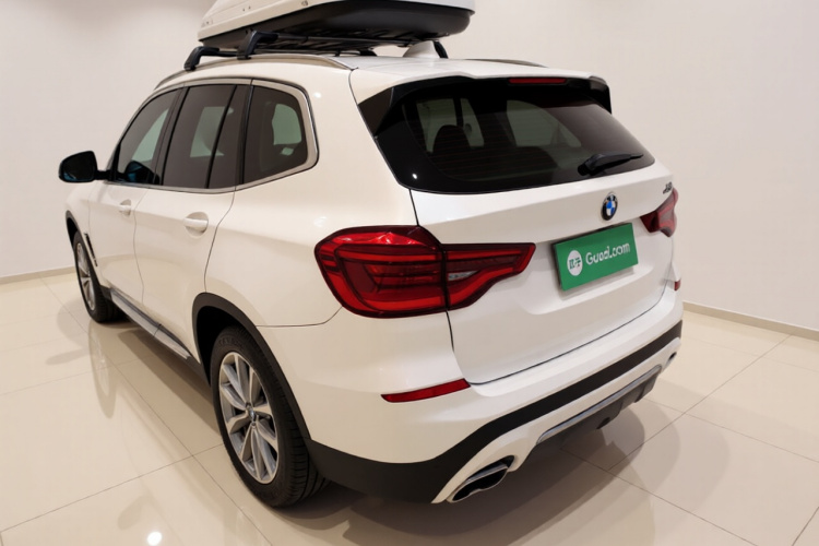 宝马X3 2021款 xDrive25i 豪华套装车身外观5