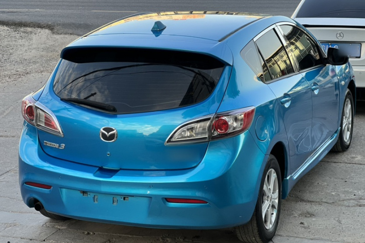 马自达3星骋 2013款 两厢 1.6L 自动精英型车身外观6007