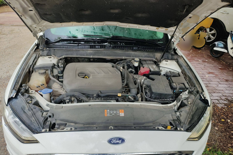 福特 蒙迪欧 2017款 EcoBoost 180 时尚型局部细节24