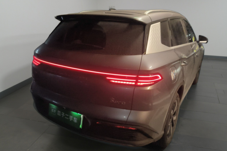 比亚迪 宋Pro新能源 2024款 荣耀版 DM-i 71KM领航型车身外观7