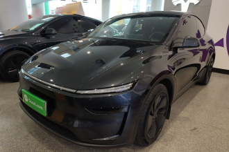 特斯拉 Model Y 2025款 长续航全轮驱动 首发版